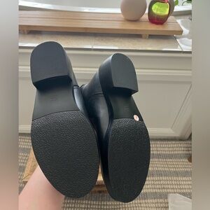 Excellent boots. Branding new never worn once!